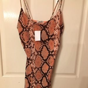 ✨BRAND NEW!✨ peach colored dress